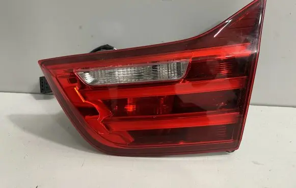 BMW 4 F32 F33 Tailgate rear/tail lights 7296102