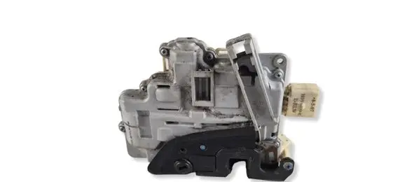 Audi A6 S6 C6 4F Rear door lock 4F0839015