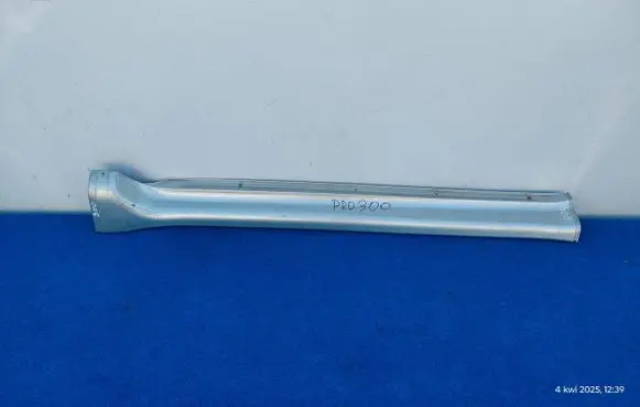 Mitsubishi Pajero Sill MR478769