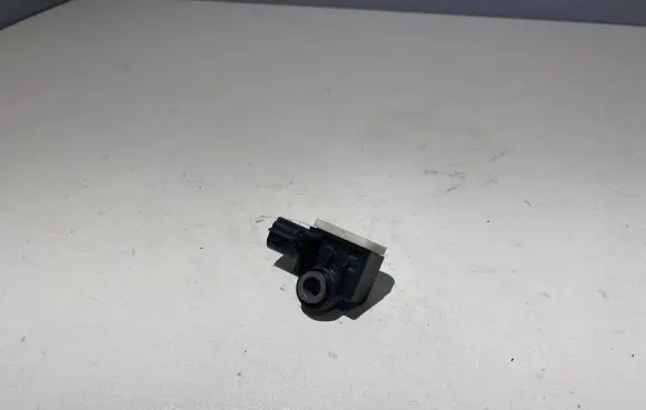 Volvo S60 Airbag deployment crash/impact sensor 8V4T14B006AA 111219401