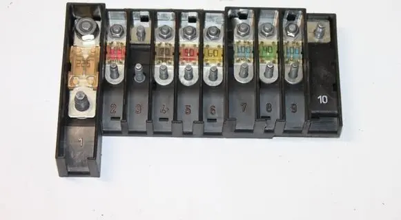 Volkswagen Transporter - Caravelle T5 Fuse module 7H0937550A