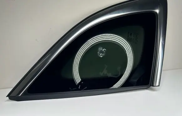 MG EHS Rear side window E443R000073