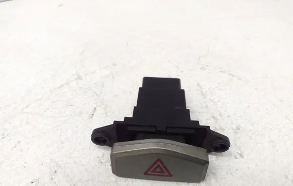 KIA Carens I Hazard light switch 612W17020
