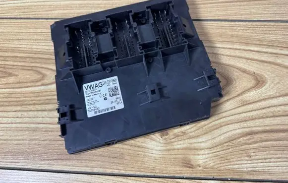 Volkswagen Golf VI Comfort/convenience module 5K0937086M 5WG50403