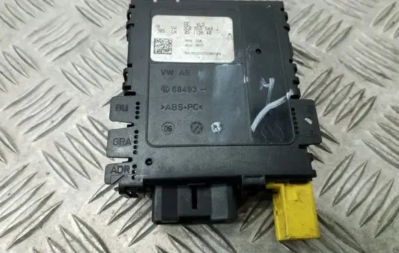 Volkswagen PASSAT B6 Other control units/modules 3C0953549J