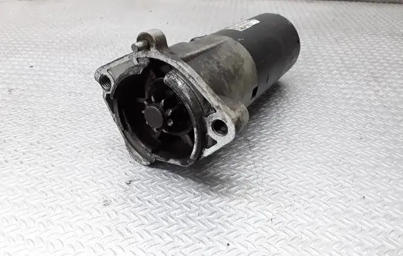 Audi A4 S4 B7 8E 8H Starter motor STX200476