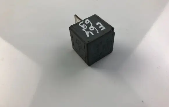 Ford Escort Hazard warning light relay F80B14B192AA