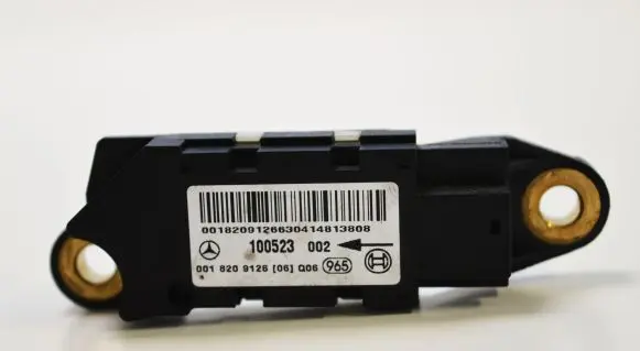 Mercedes-Benz C W203 Airbag deployment crash/impact sensor 00182912606