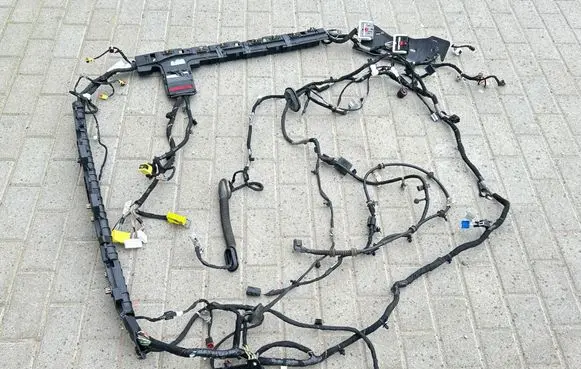 Chrysler Pacifica Panel wiring 68427775AB 4BL187 33227569