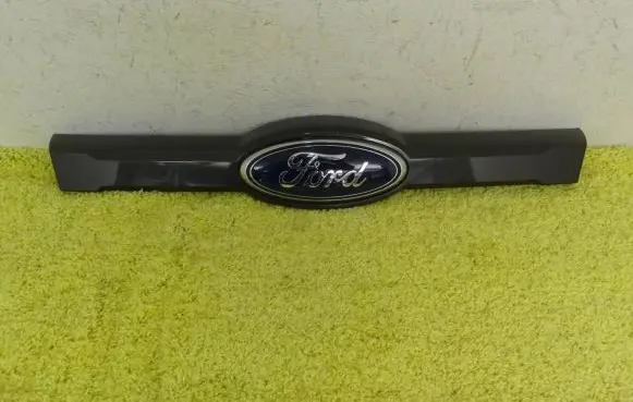 Ford Ranger Front bumper upper radiator grill EB3B-8B479-B