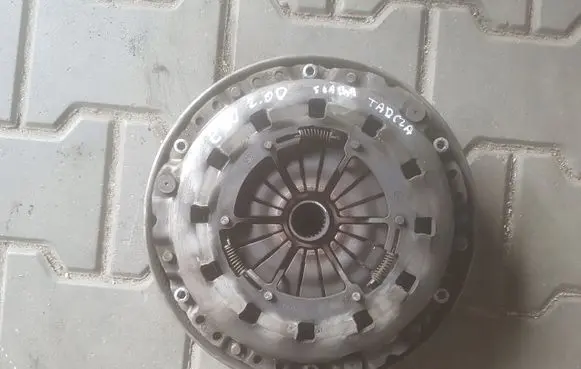 BMW 3 E90 E91 Clutch set kit 7568006