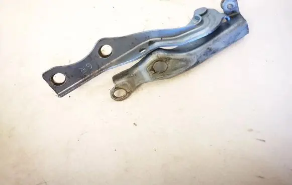 Mazda 2 Engine bonnet/hood hinges
