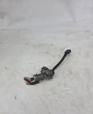 Mitsubishi Pajero Ignition lock 337141