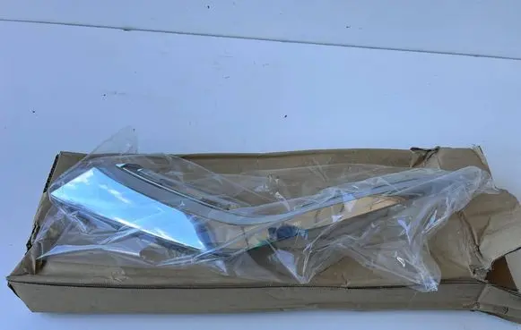 Mitsubishi Outlander Front bumper splitter molding 6407A143