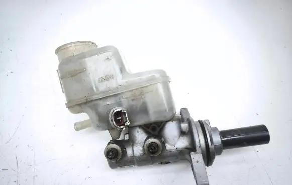 Toyota RAV 4 (XA30) Master brake cylinder 1L6K0112378