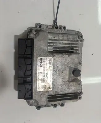 Ford C-MAX I Engine control unit/module 8M5112A650MA
