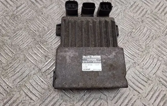 Toyota Avensis T250 Fuel injection control unit/module 8987120070 1310001371