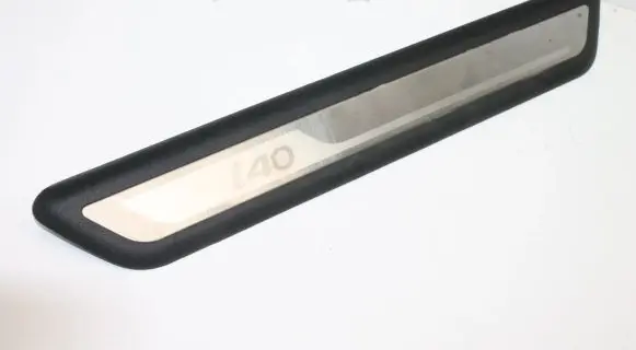 Hyundai i40 Front sill trim cover 858733Z100