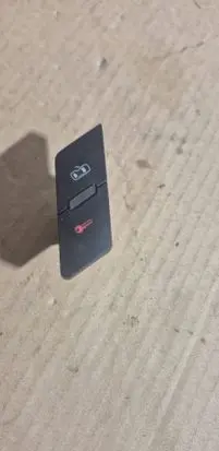 Audi A6 S6 C6 4F Central locking switch button 4F1862107