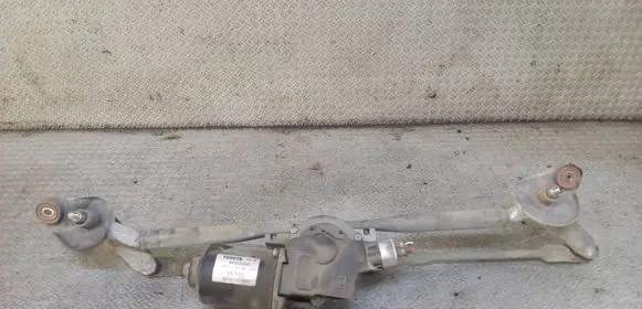 Toyota Avensis T250 Front wiper linkage and motor 8511005060 01F20B0557