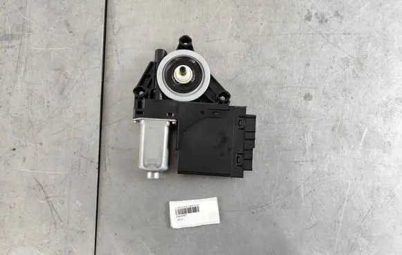 Volvo C40 Front door window regulator motor 31674757 32214069