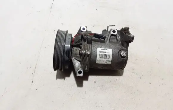 Renault Fluence Air conditioning (A/C) compressor (pump) 8201025121