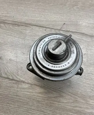 Dodge Nitro EGR valve 70131705 49002020H