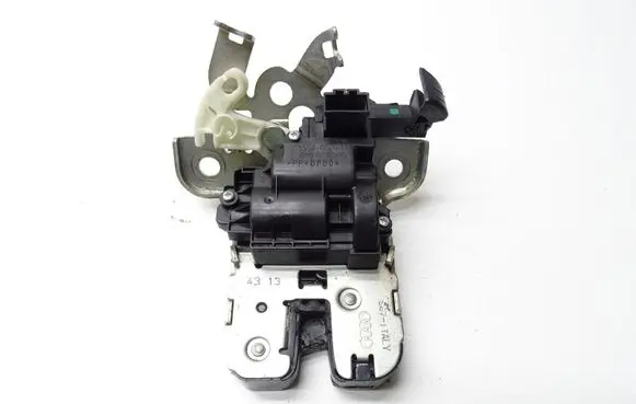 Tailgate/trunk/boot lock/catch/latch