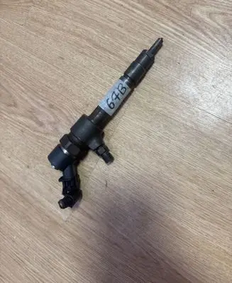 Alfa Romeo 156 Fuel injector 0445110068