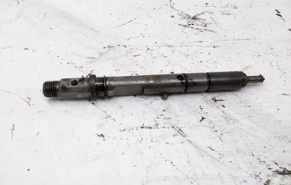 Audi A4 S4 B6 8E 8H Fuel injector 059130201F 32133795