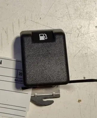 Mitsubishi Pajero Fuel tank opening switch 