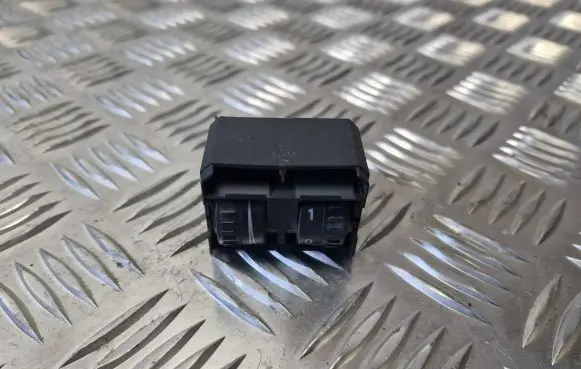Volkswagen Caddy Headlight level height control switch 2K0941333B