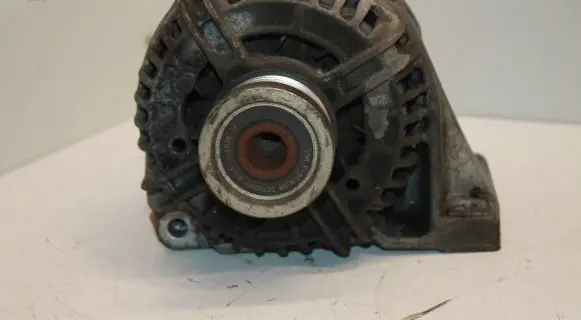 Volvo V70 Generator/alternator 0124525014 203246241781 RJ410