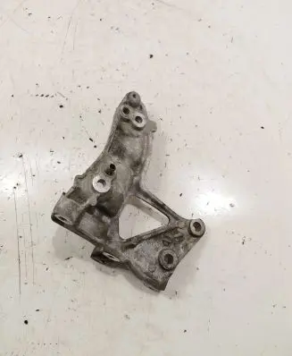 Citroen C4 I Engine mounting bracket 9653249480