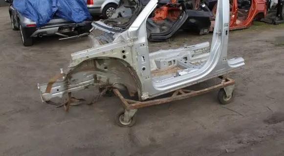 Skoda Kodiaq Front piece kit 5776323