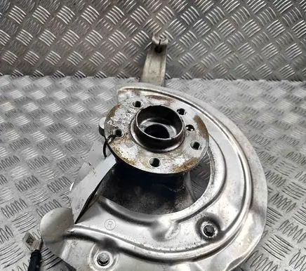 BMW iX Front wheel hub 6893280 6890574