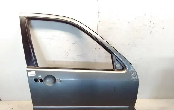 Honda CR-V Front door