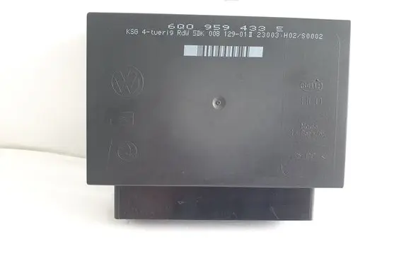 Volkswagen Transporter - Caravelle T5 Comfort/convenience module 6Q0959433E 5DK00812901