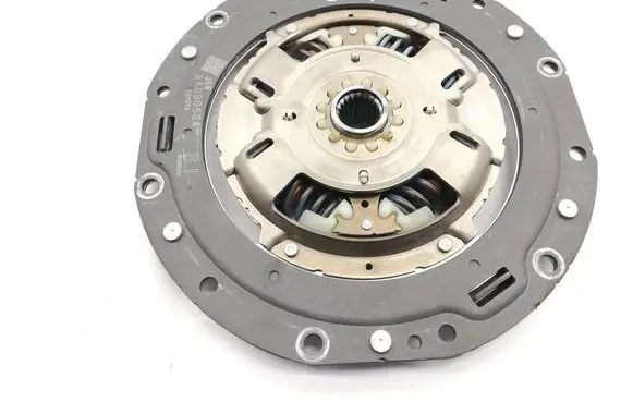 Toyota Yaris XP210 Clutch pressure plate 