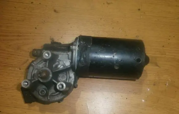 Peugeot 206 Wiper motor NENUS