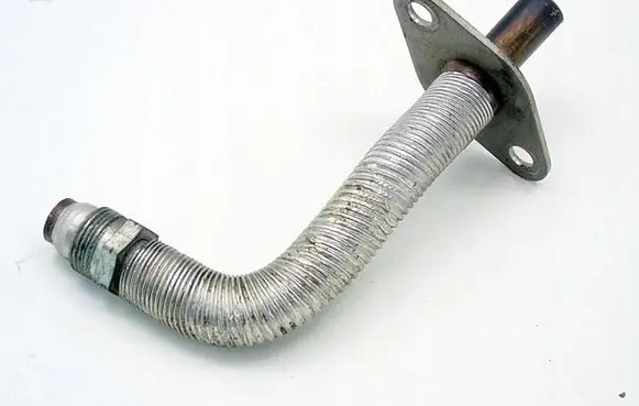 Mazda 6 EGR valve line/pipe/hose L8RKMW2
