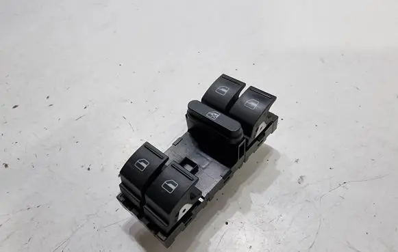 Volkswagen Tiguan Electric window control switch 1K4959857B