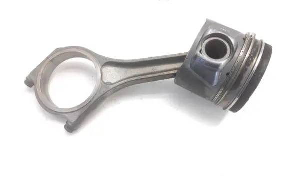 Land Rover Discovery 3 - LR3 Piston with connecting rod H268X