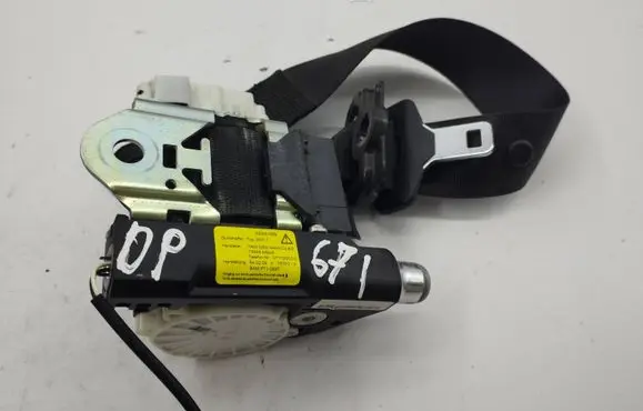 Maserati Quattroporte Front seatbelt 34061078b