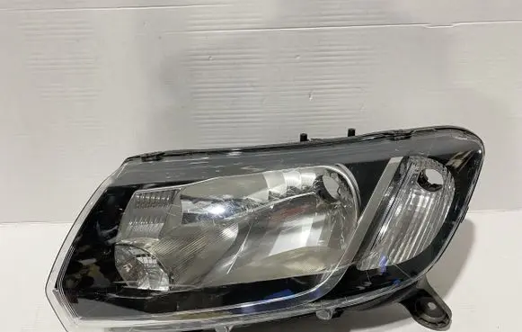 Dacia Sandero Headlight/headlamp 260608494R