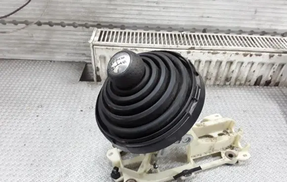 Mitsubishi Colt CZ3 Gear shifter/selector MN178047