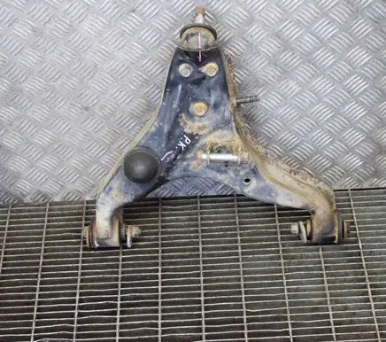 Mitsubishi L200 Front lower control arm/wishbone