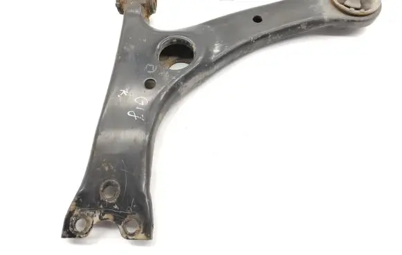 Toyota Corolla Verso E121 Front lower control arm/wishbone