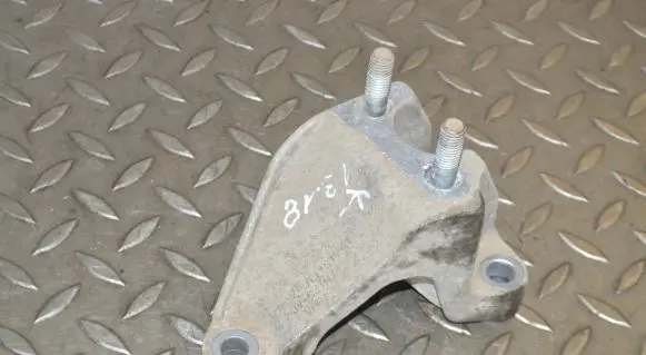Ford Fiesta Engine mounting bracket 8V517M125AC