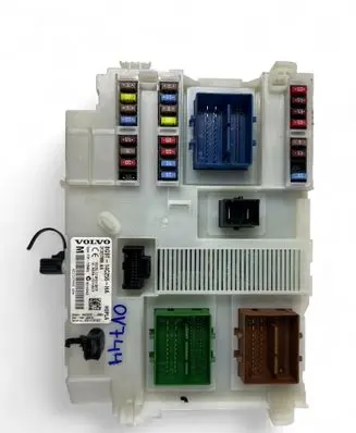 Volvo XC60 Fuse module 31327995AA